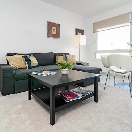 Pr45- Front Puerto Banus *