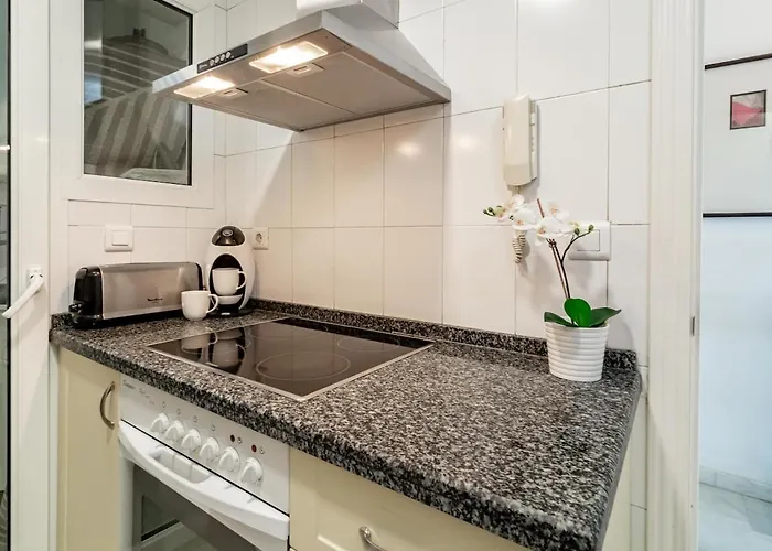 Pr45- Front Puerto Banus * Marbella