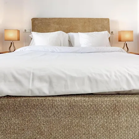 Pr45- Front Puerto Banus Apartment